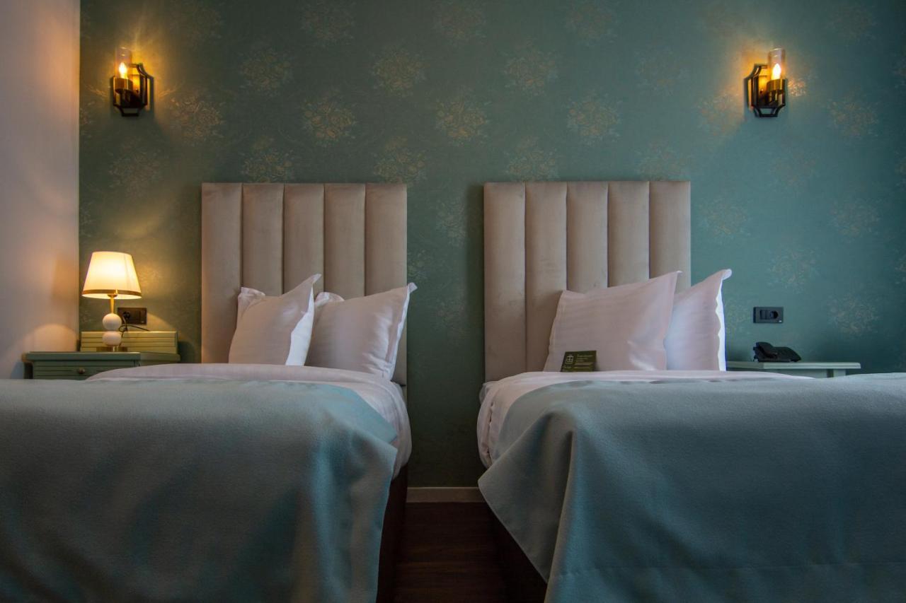 Phoenicia Express Hotel Boekarest Buitenkant foto